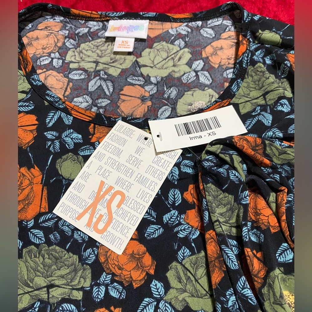 OVERSIZED XS NWT CLOSET CLEAR OUT ON ALL LULAROE MAKE AN OFFER BUNDLE SUPER SOFT - Picture 8 of 12